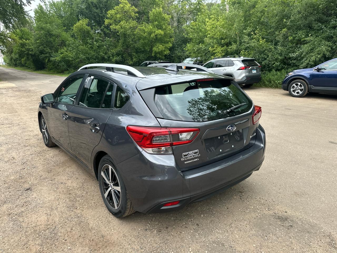 Subaru Impreza Premium 5-door CVT 2020