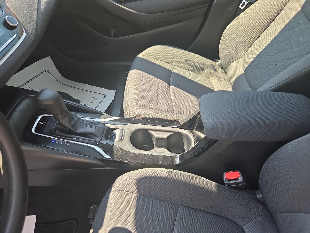 Toyota Corolla LE CVT (Natl) 2022