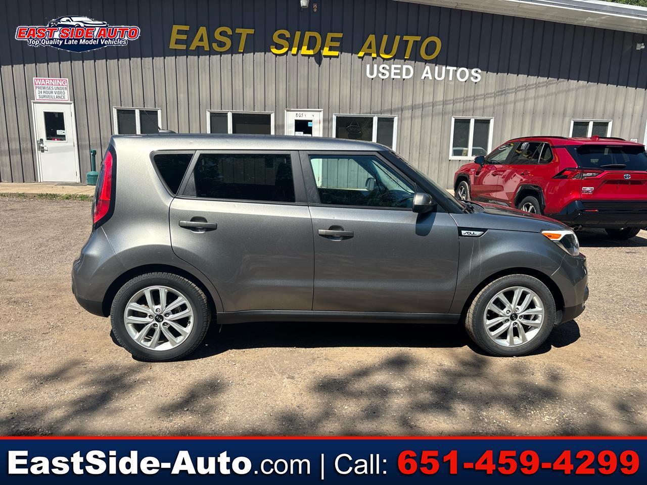 2017 Kia Soul + Auto
