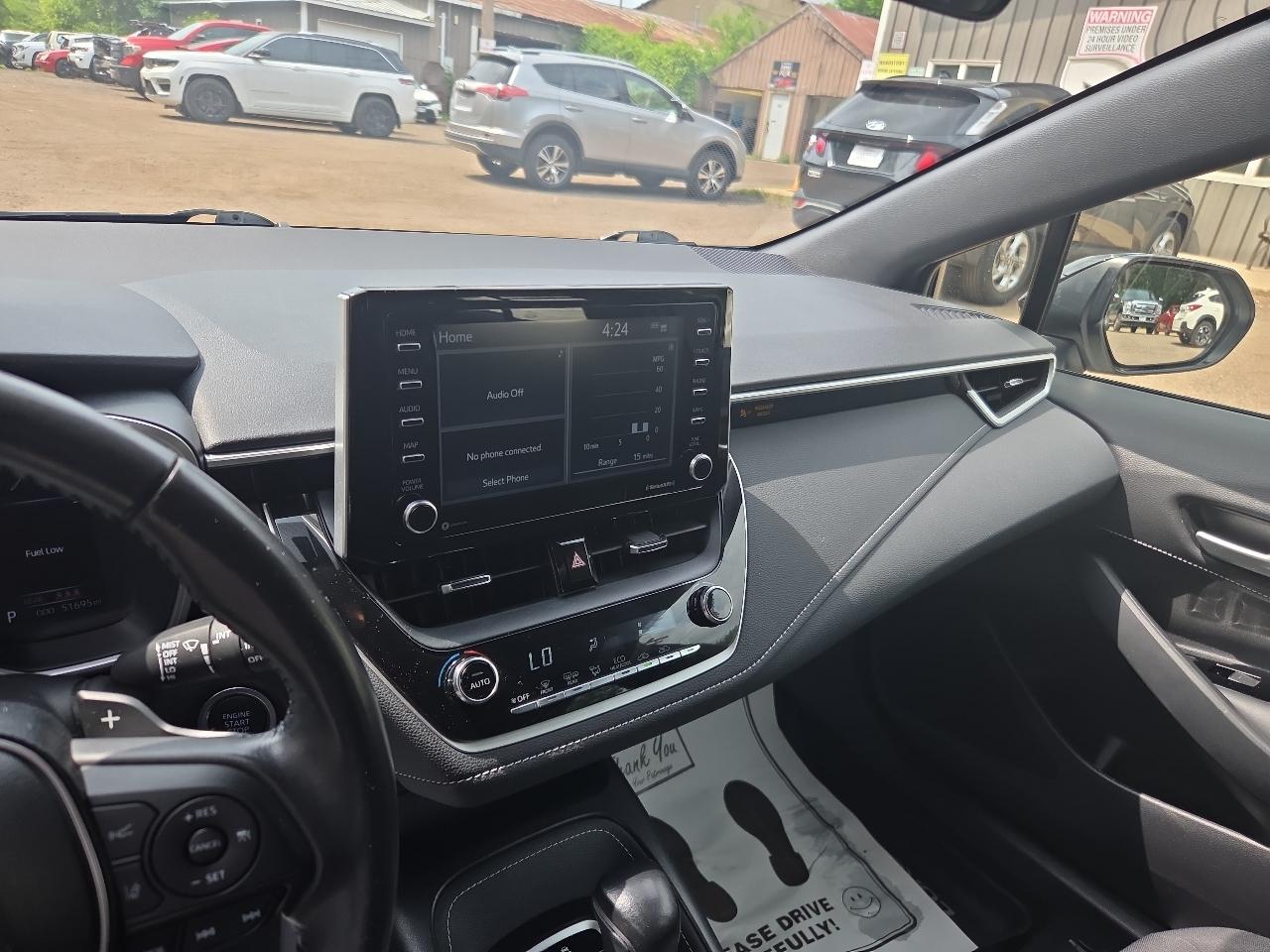 Toyota Corolla Hatchback SE CVT (Natl) 2021