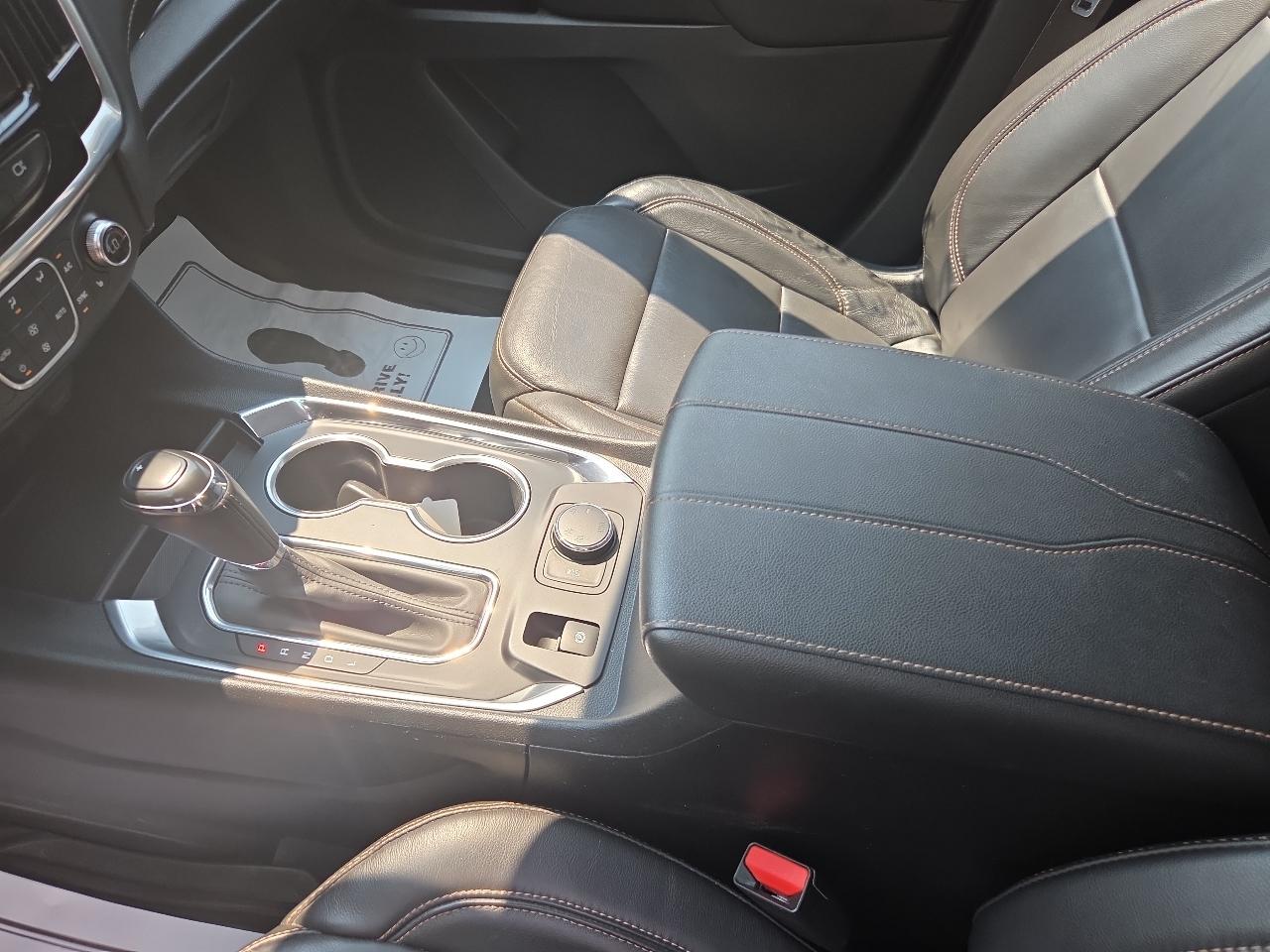 Chevrolet Traverse AWD 4dr LT Leather 2020