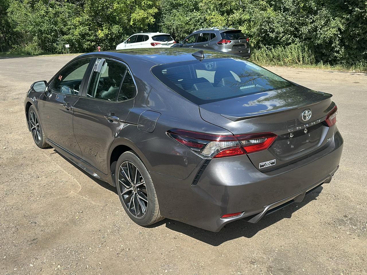 Toyota Camry SE Auto (Natl) 2023