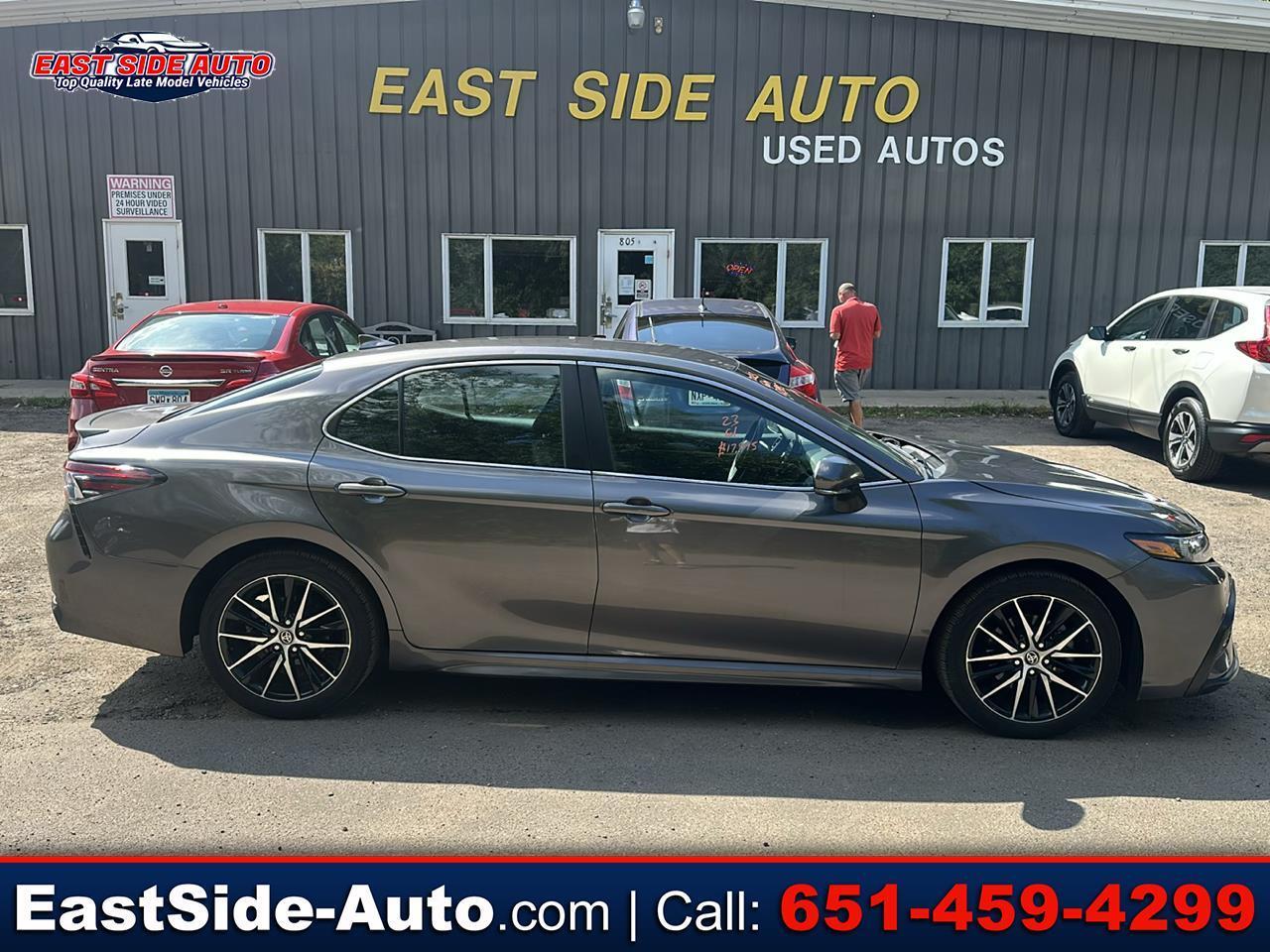 2023 Toyota Camry SE Auto (Natl)