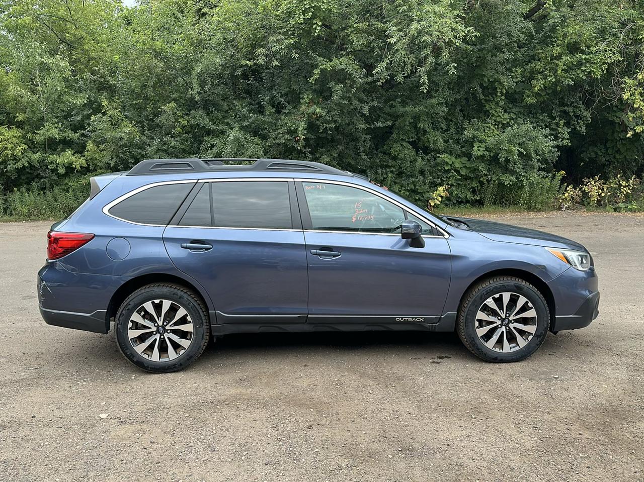Subaru Outback 4dr Wgn 3.6R Limited 2015