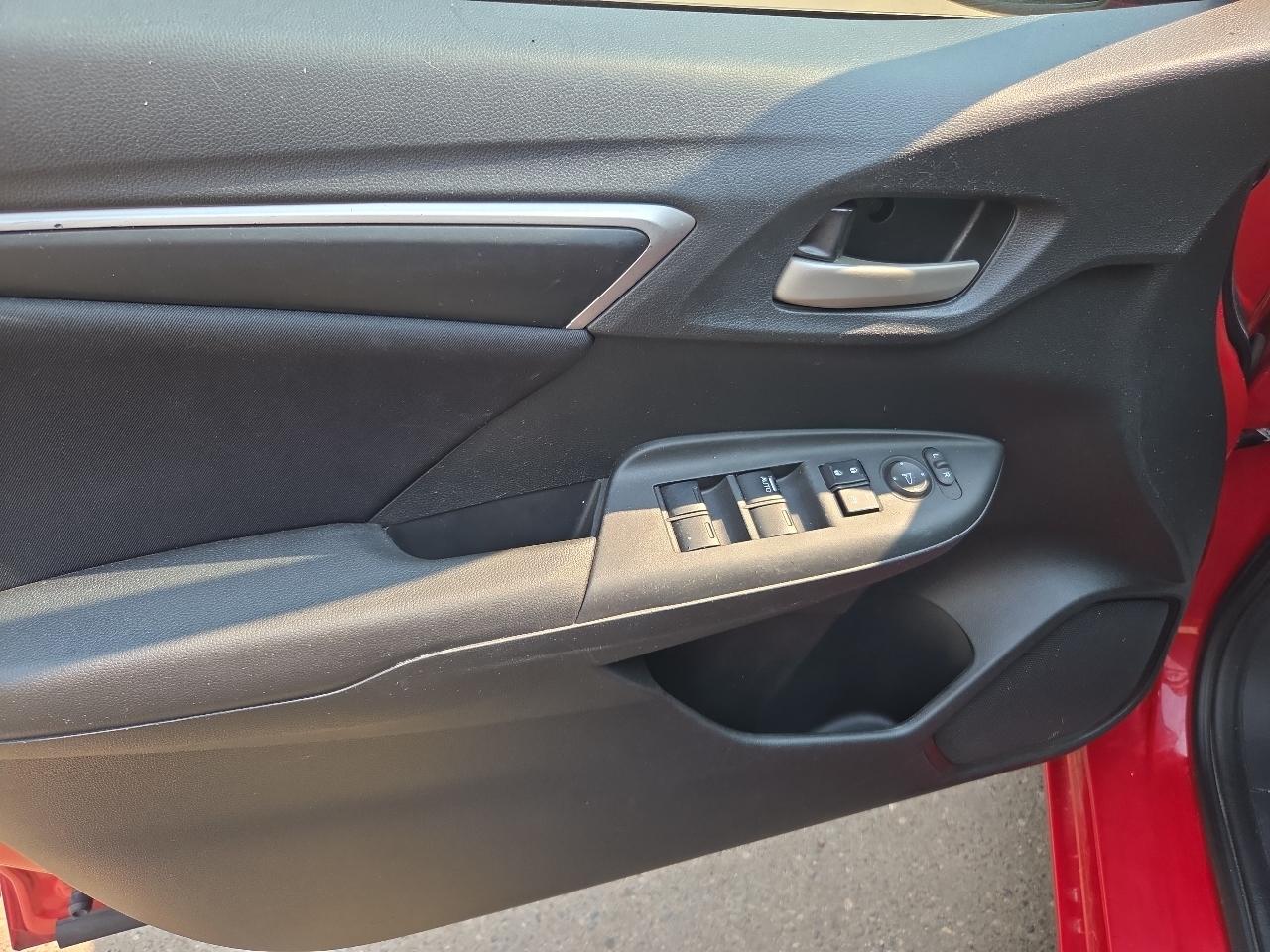 Honda Fit 5dr HB CVT LX 2016