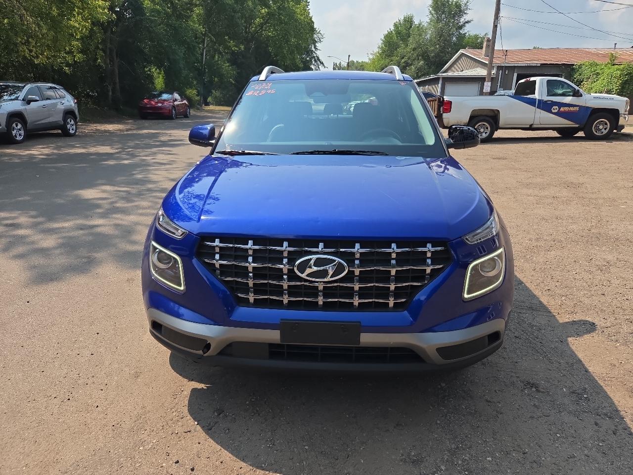 Hyundai Venue Limited IVT 2024