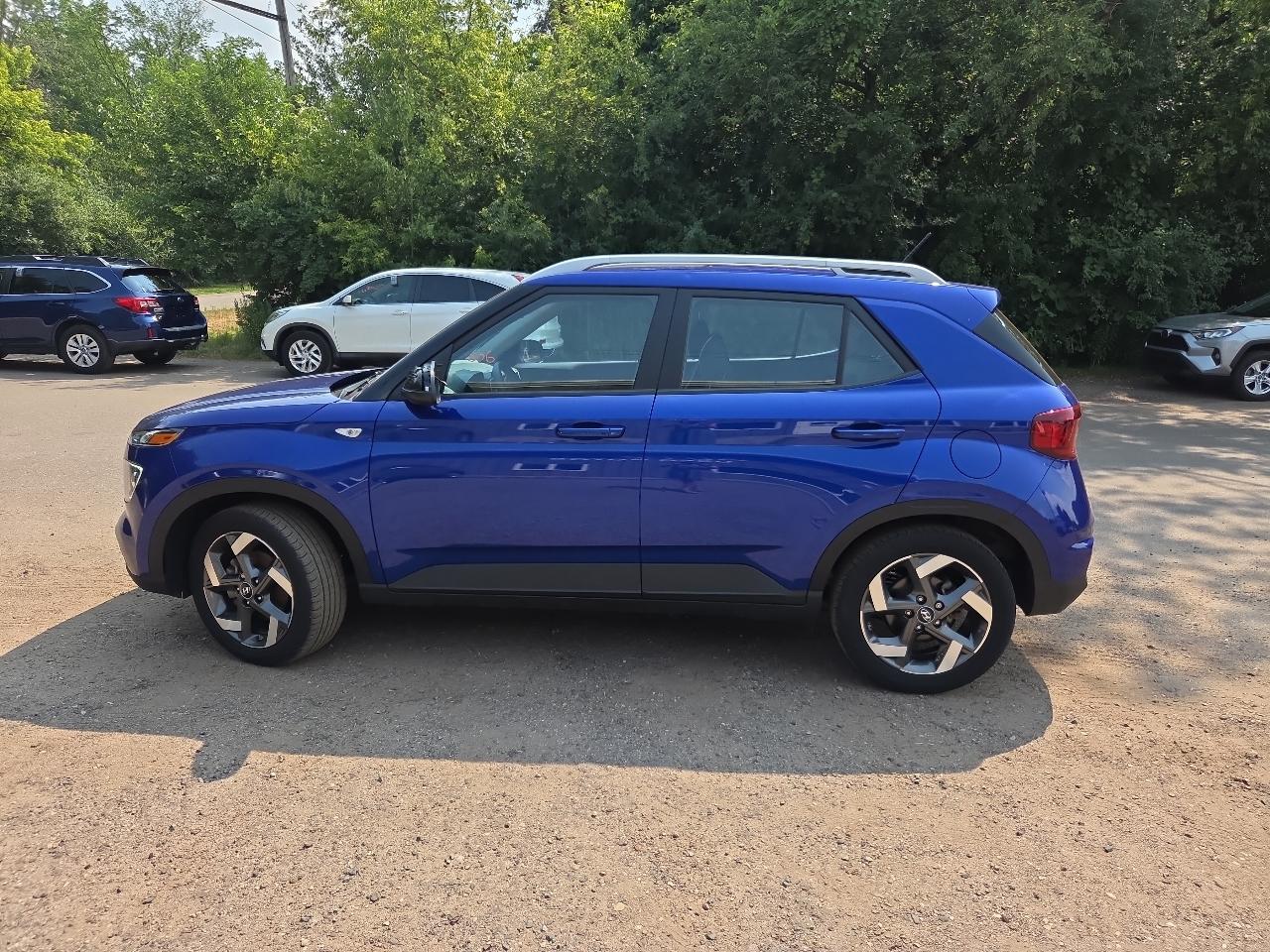 Hyundai Venue Limited IVT 2024