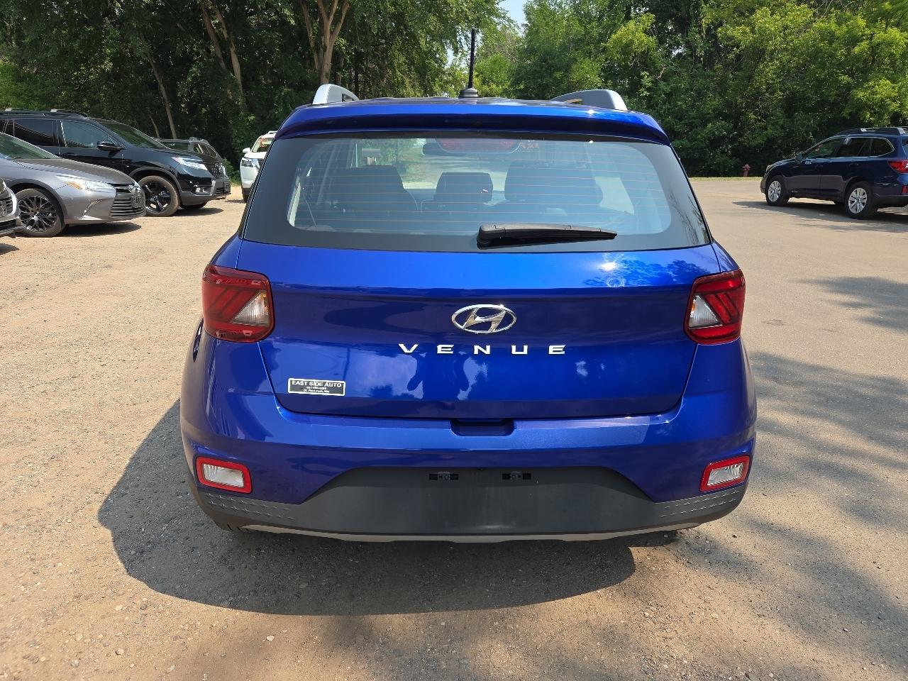 Hyundai Venue Limited IVT 2024