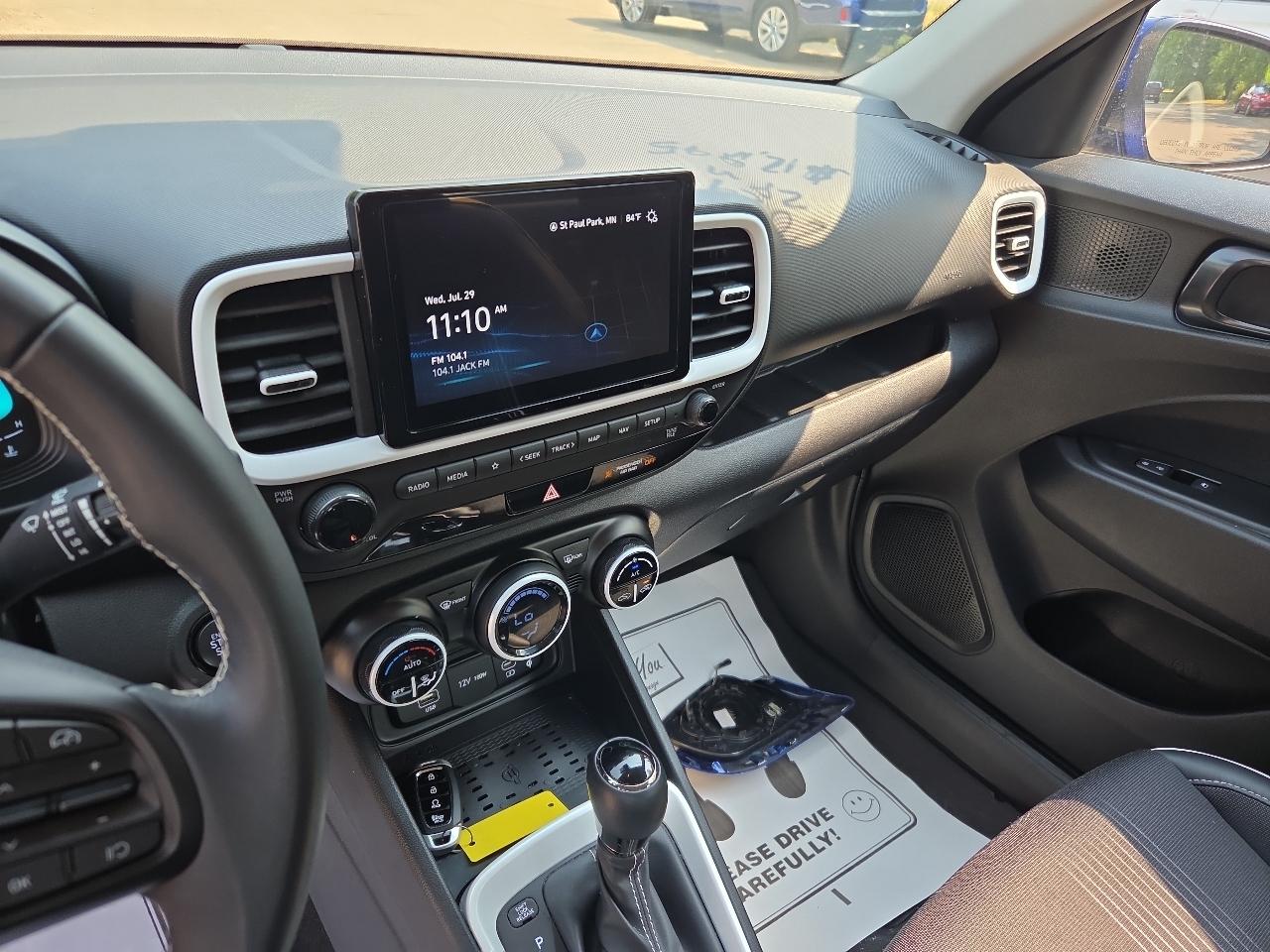 Hyundai Venue Limited IVT 2024