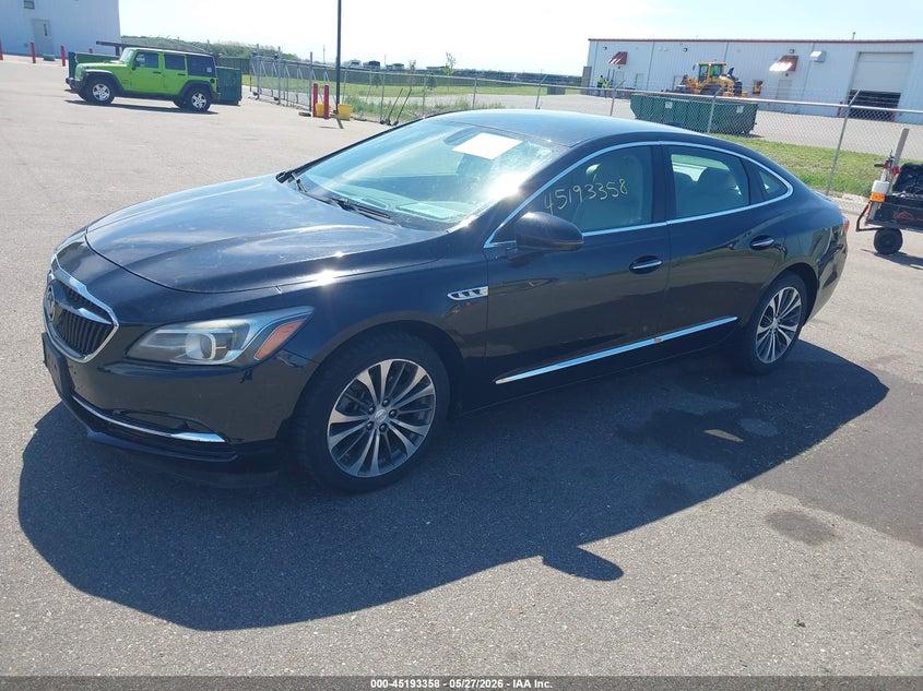 Buick LaCrosse 4dr Sdn Essence FWD 2017
