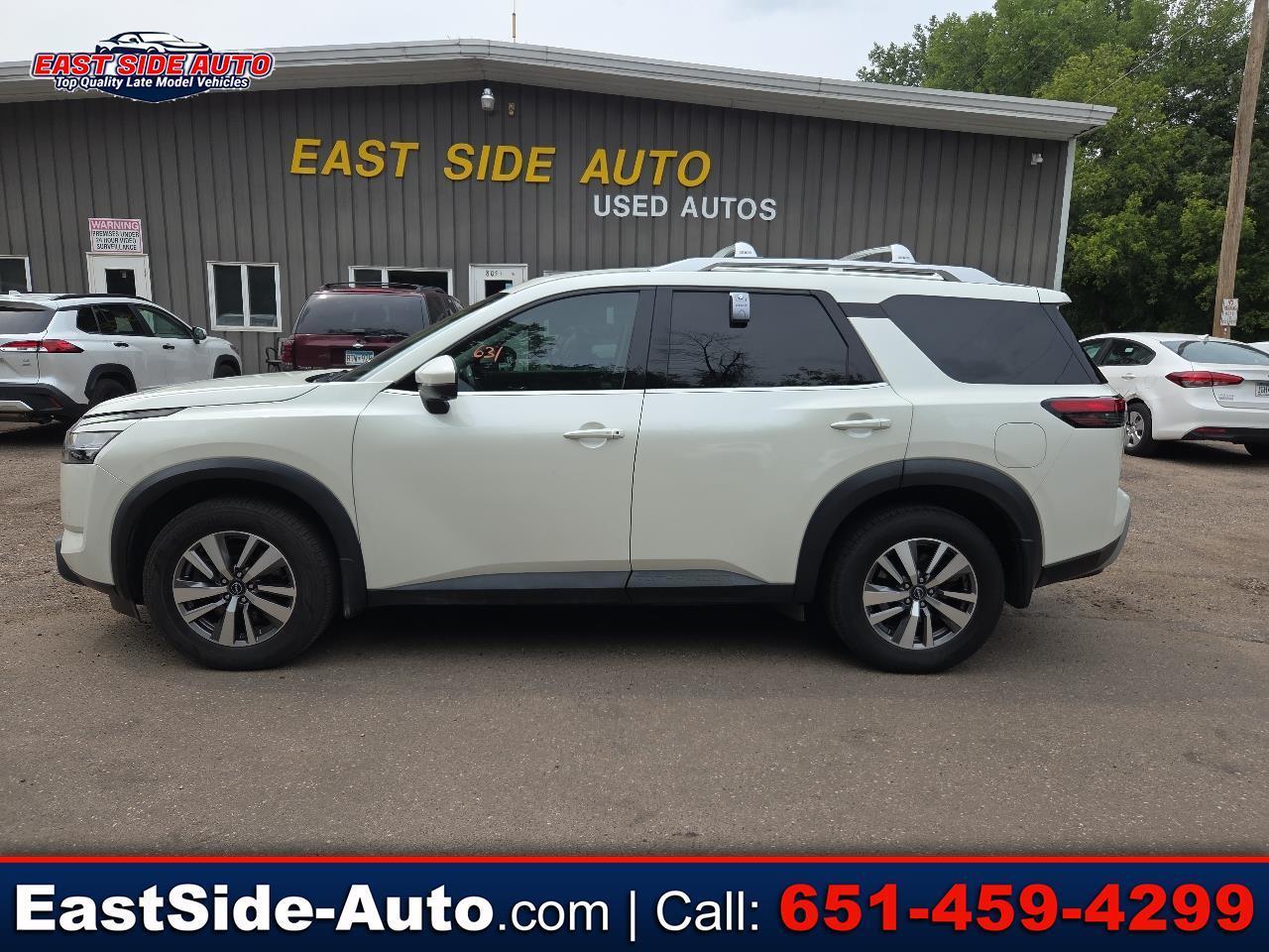 2023 Nissan Pathfinder SL 4WD