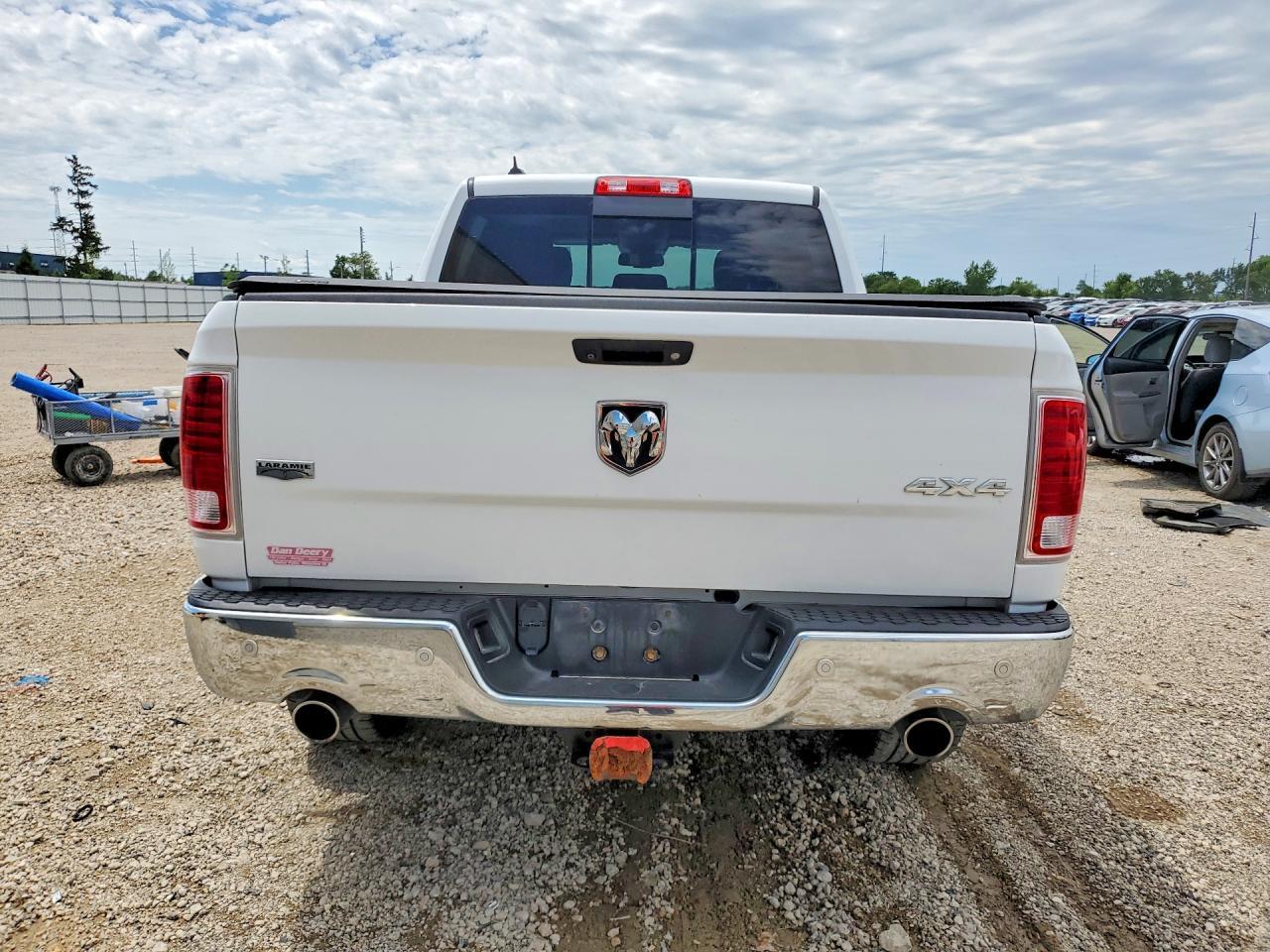 RAM 1500 Laramie 4x4 Crew Cab 5'7" Box 2018