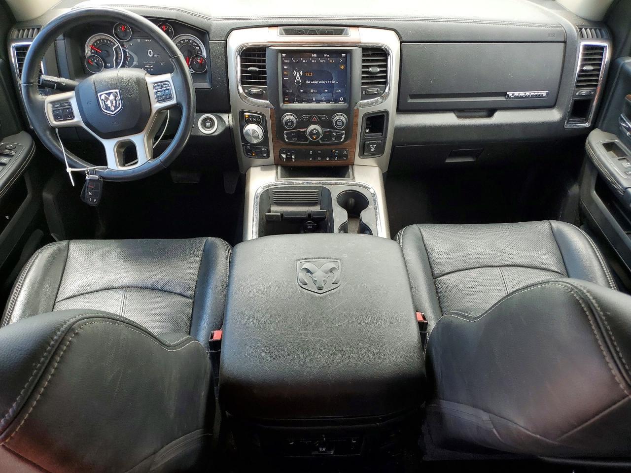 RAM 1500 Laramie 4x4 Crew Cab 5'7" Box 2018