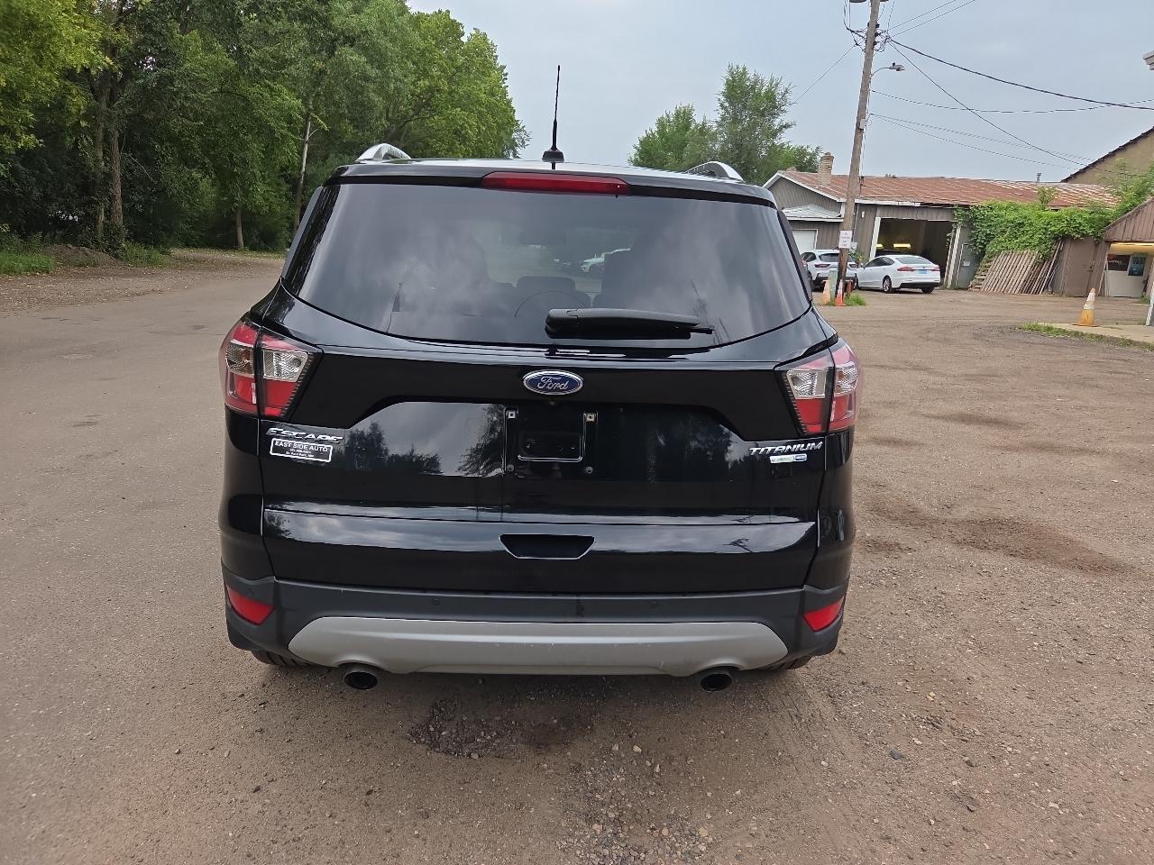 Ford Escape Titanium 4WD 2017