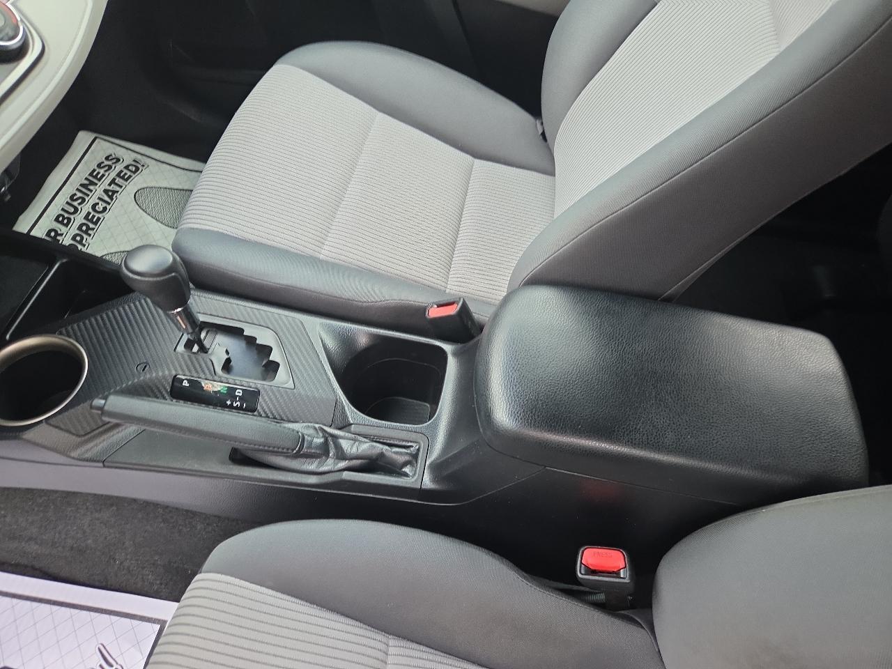 Toyota RAV4 FWD 4dr LE (Natl) 2015
