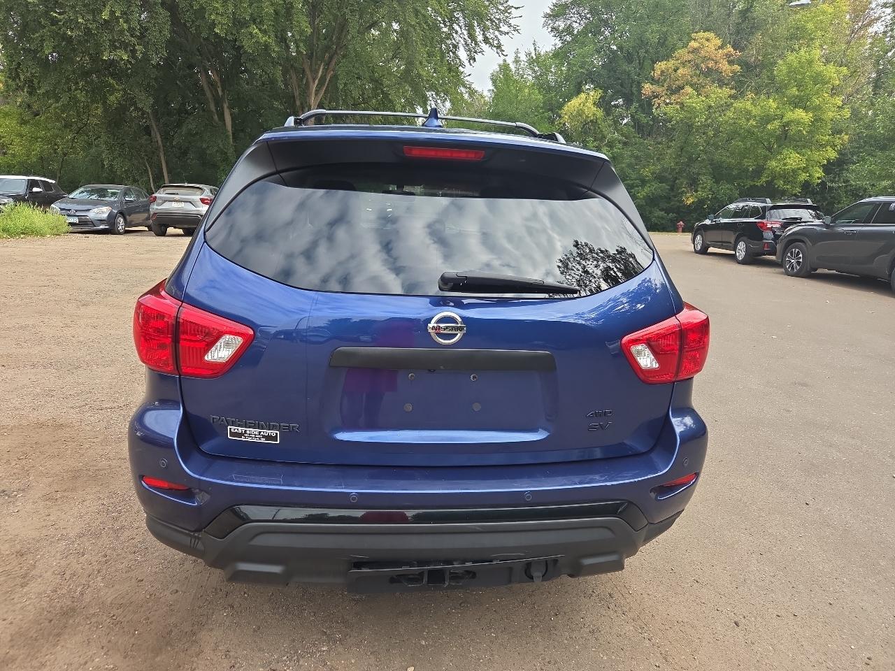 Nissan Pathfinder 4x4 SV 2020