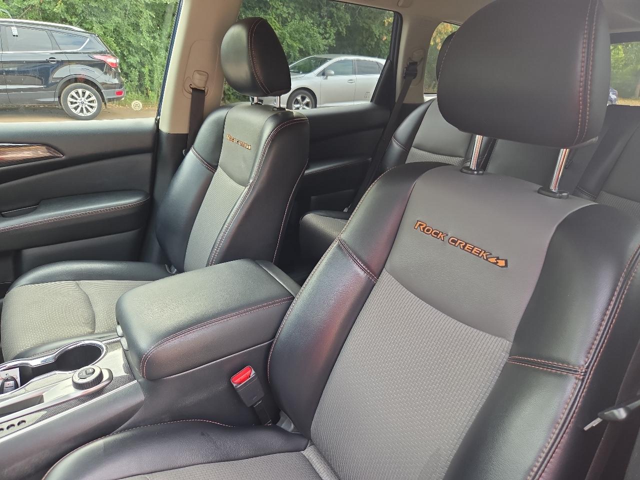 Nissan Pathfinder 4x4 SV 2020
