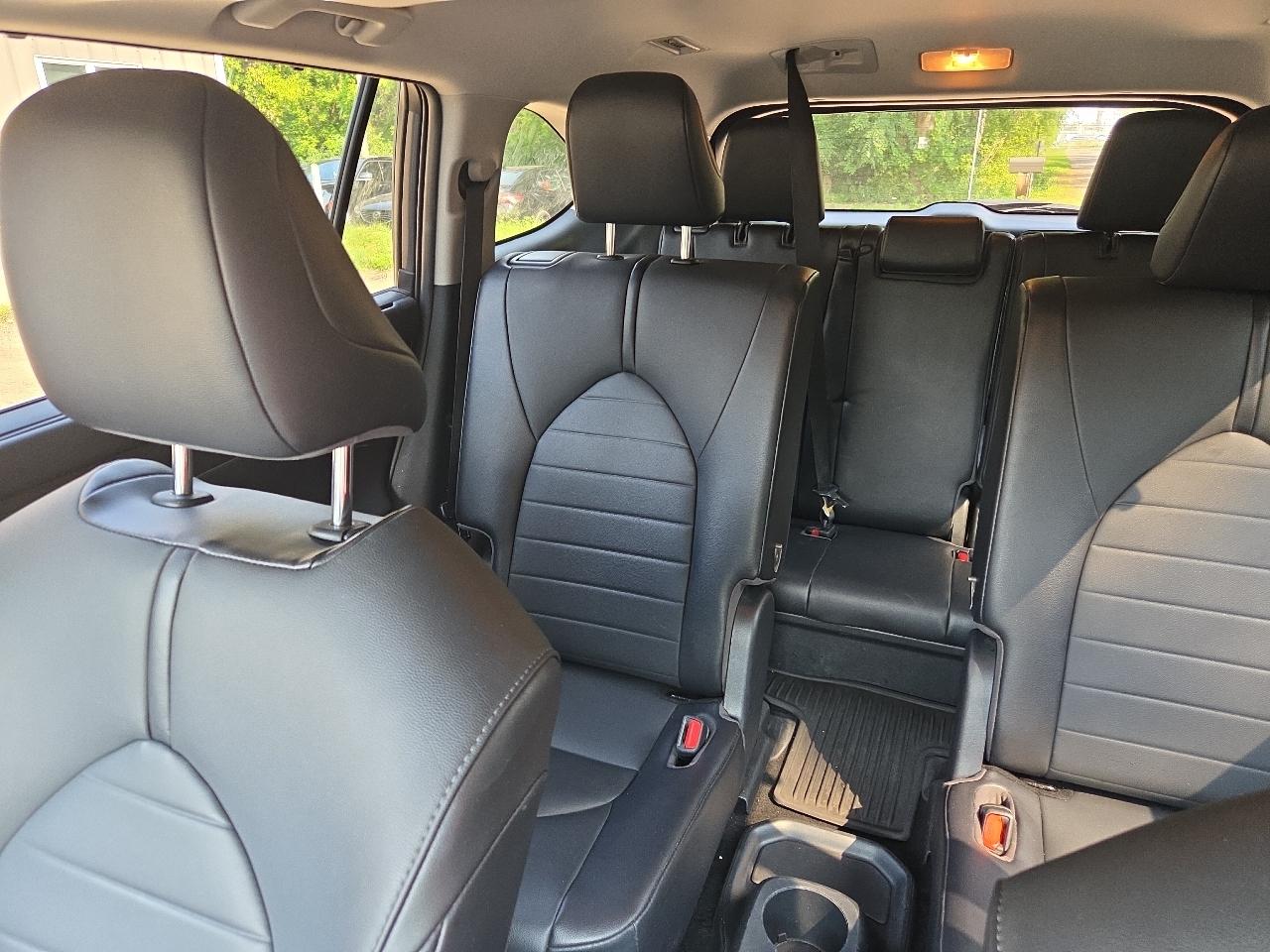 Toyota Highlander XLE AWD (Natl) 2021