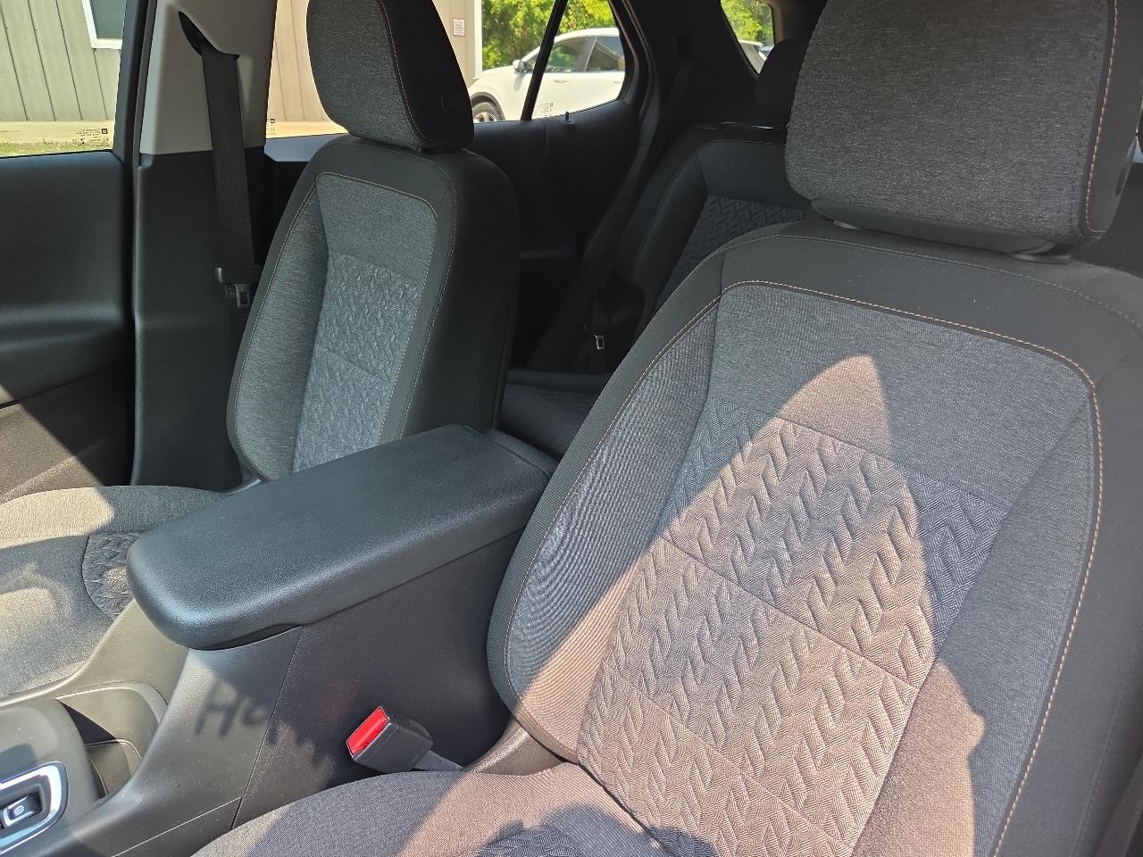 Chevrolet Equinox AWD 4dr LT w/1LT 2023