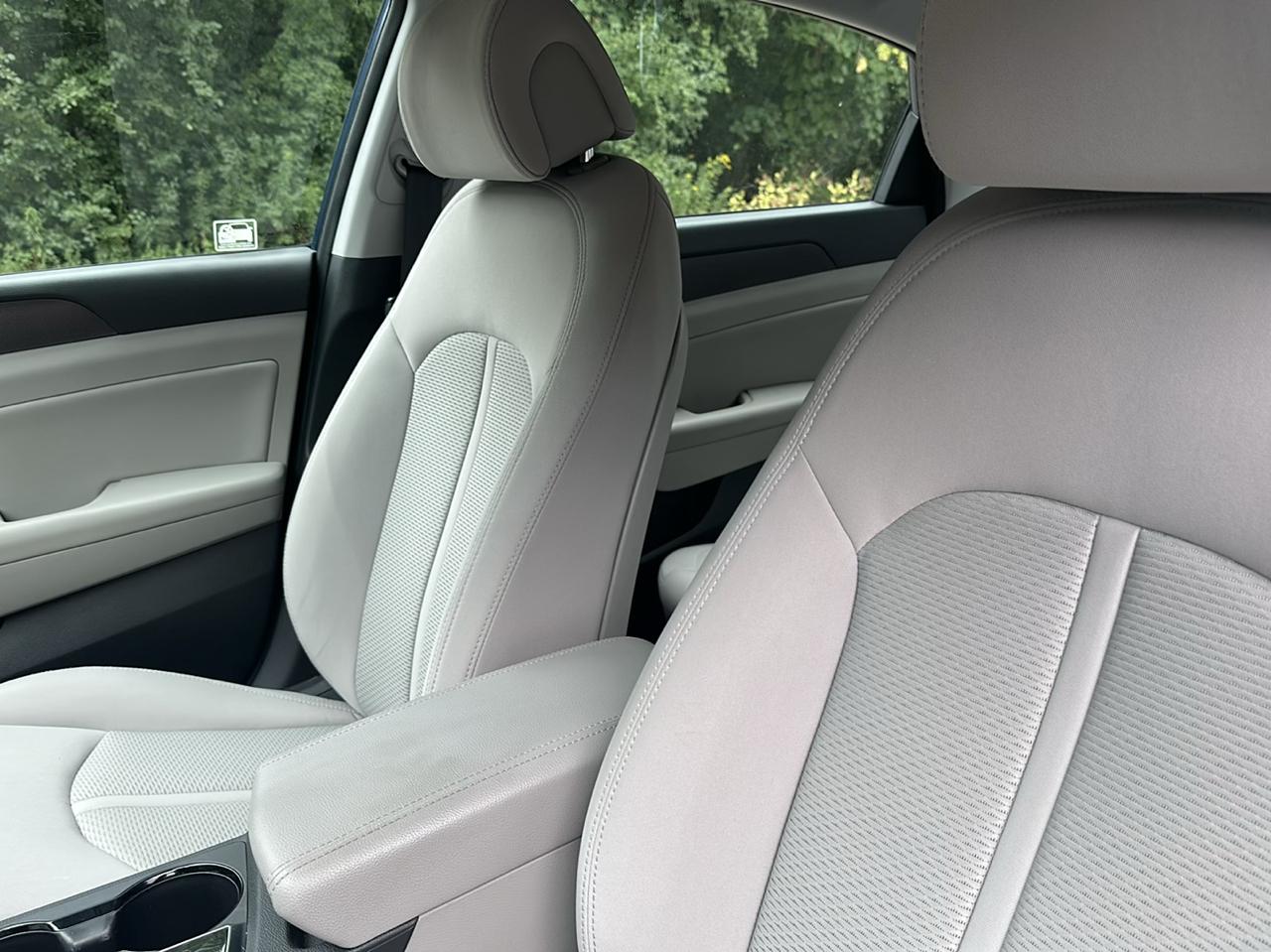 Hyundai Sonata Sport 2.4L 2017