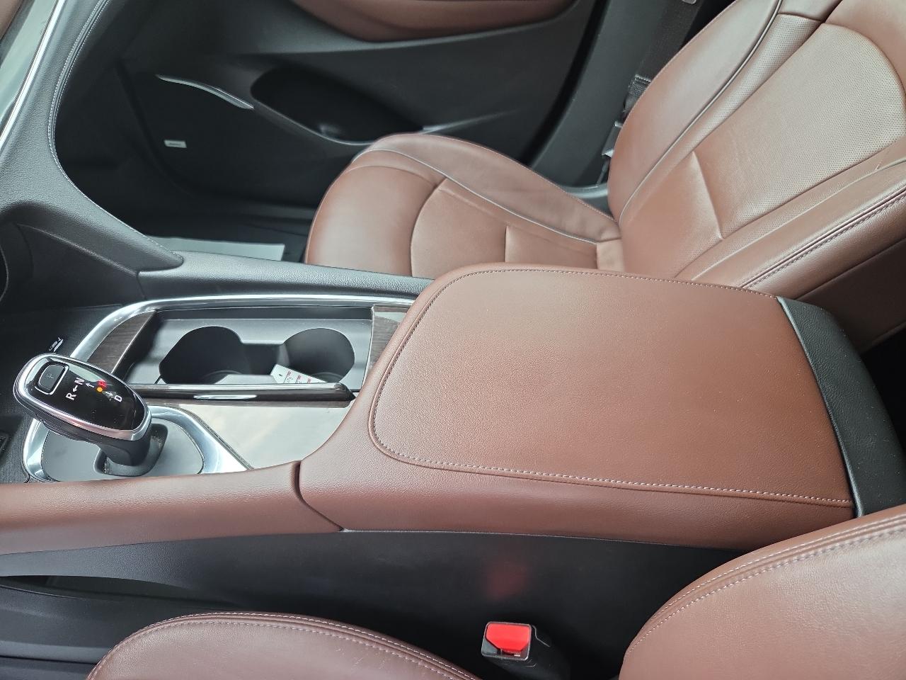 Buick Enclave AWD 4dr Avenir 2021