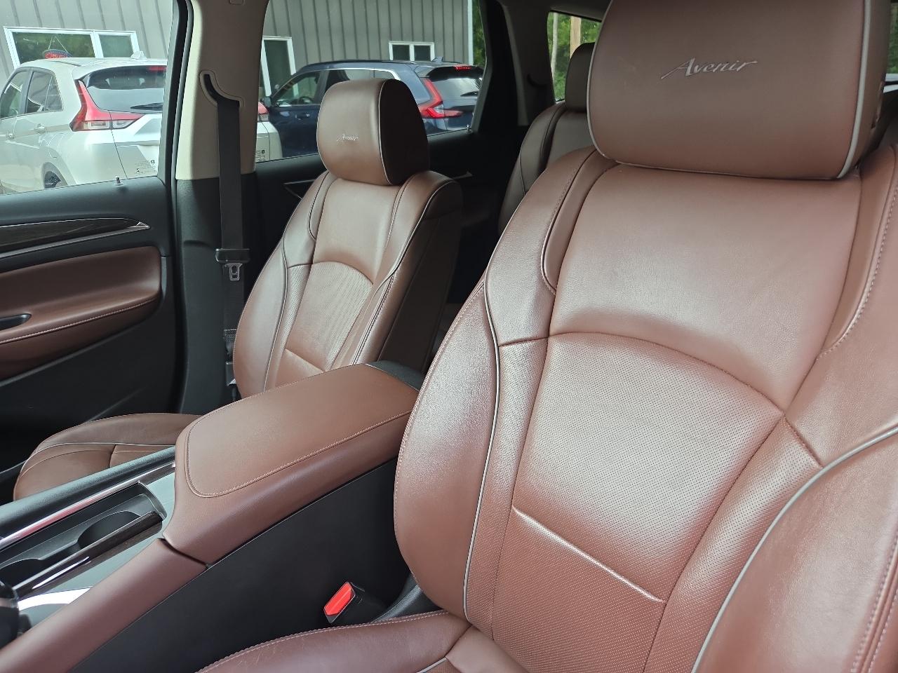 Buick Enclave AWD 4dr Avenir 2021