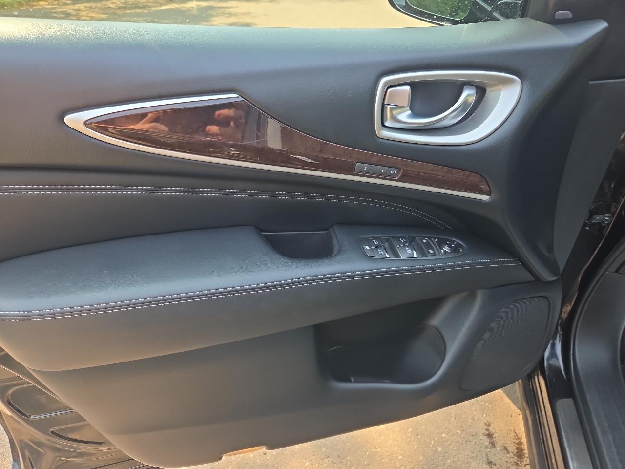 Infiniti QX60 LUXE AWD 2020
