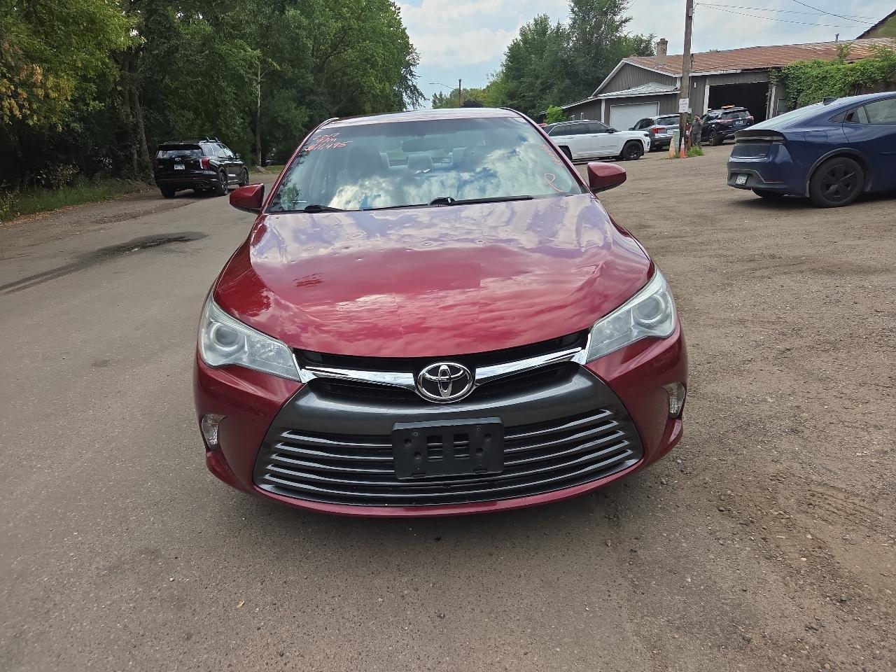 Toyota Camry XLE Auto (Natl) 2017
