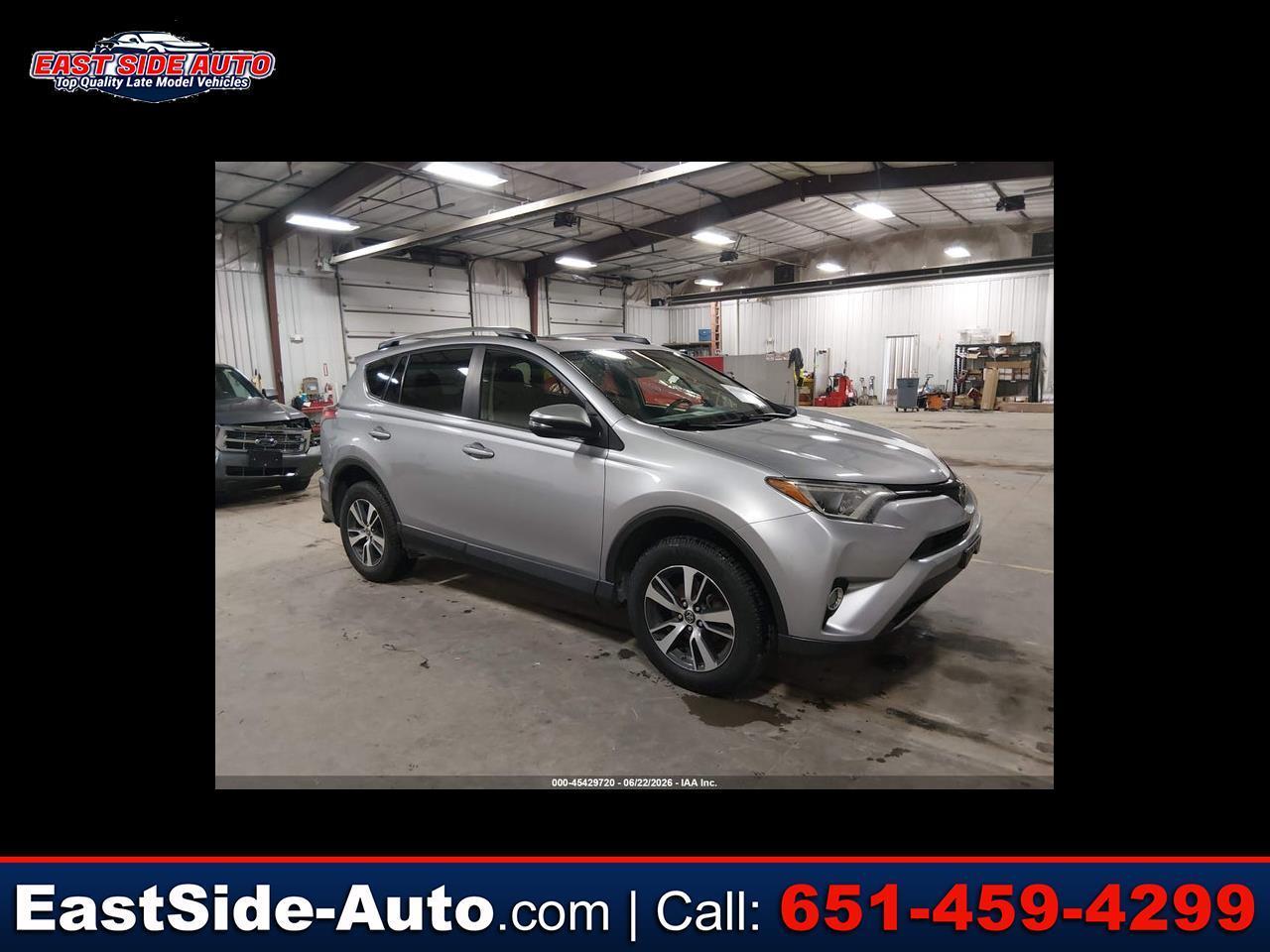 Toyota RAV4 XLE AWD (Natl) 2018