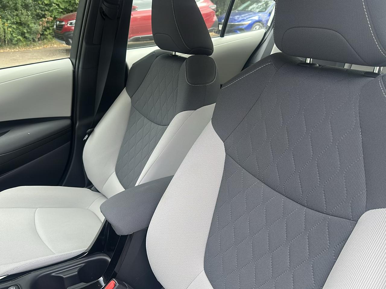 Toyota Corolla Hybrid LE CVT (Natl) 2021