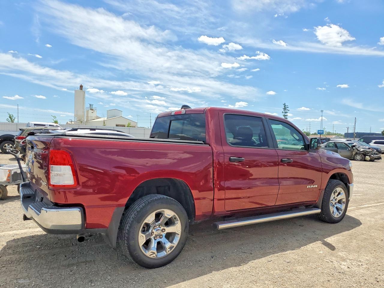 RAM 1500 Big Horn 4x4 Crew Cab 5'7" Box 2023