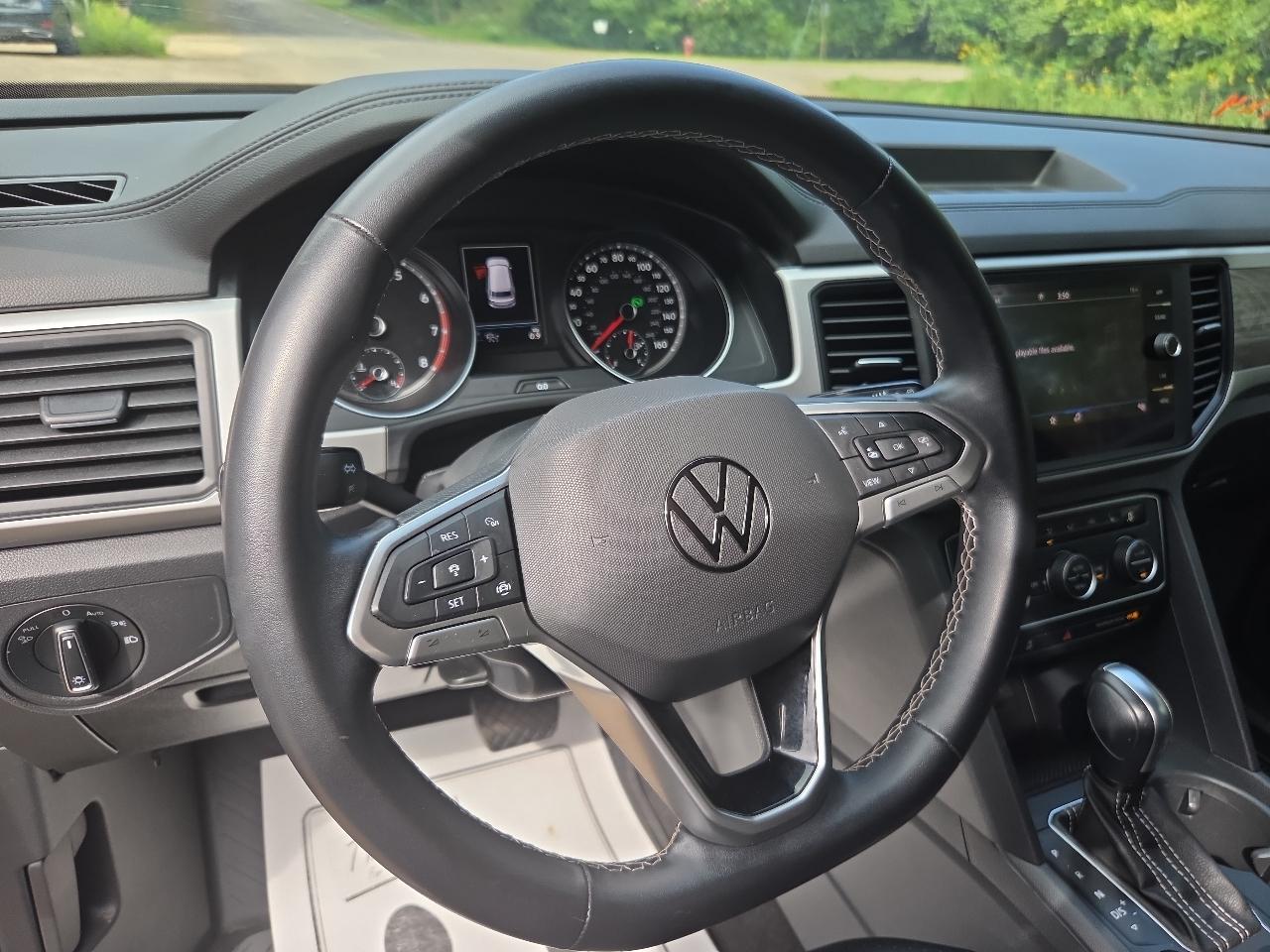 Volkswagen Atlas Cross Sport 2.0T SE w/Technology 4MOTION 2021