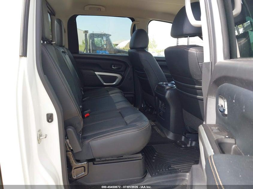 Nissan Titan 4x4 Crew Cab SL 2018