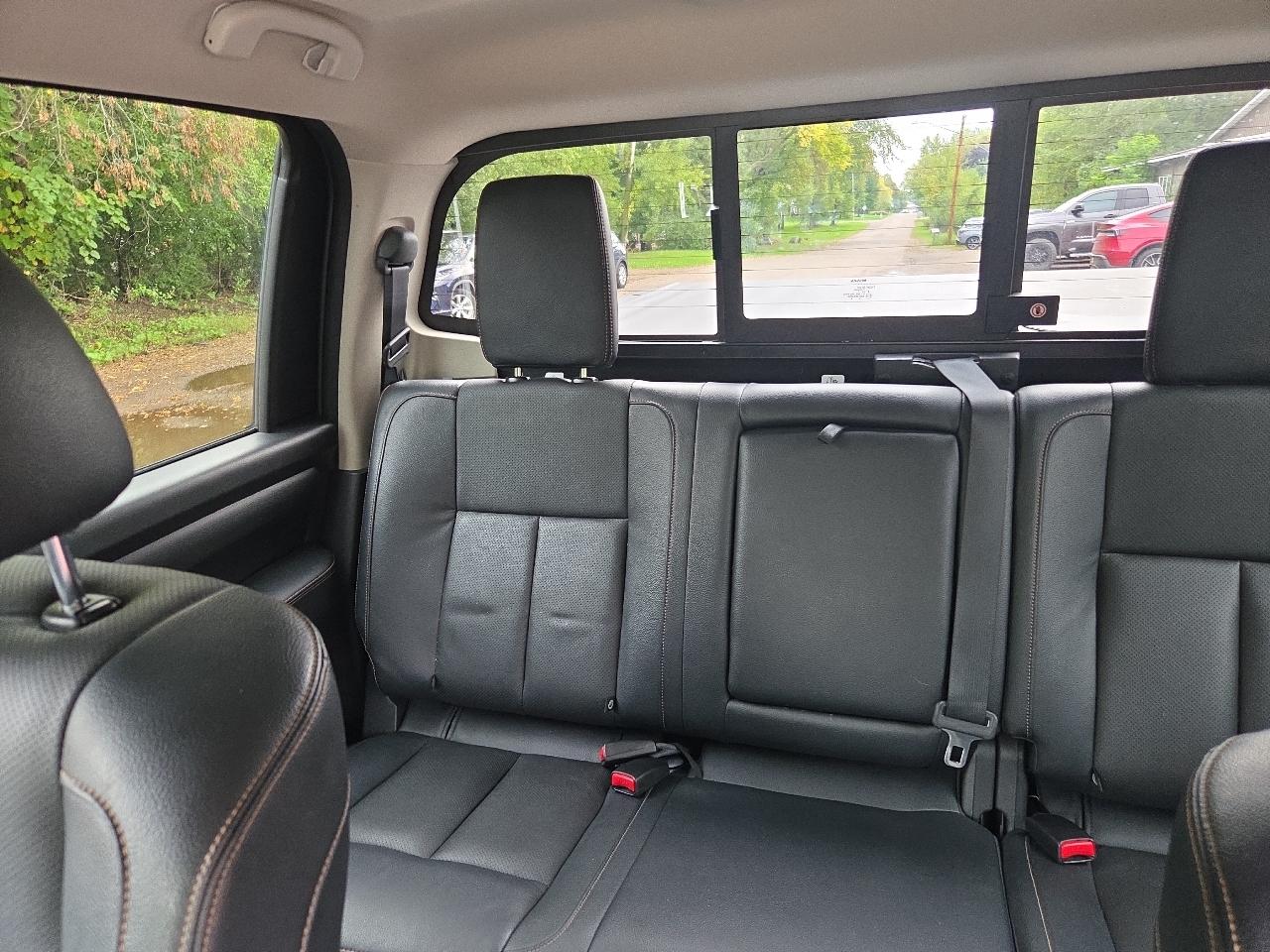 Nissan Titan 4x4 Crew Cab SL 2018