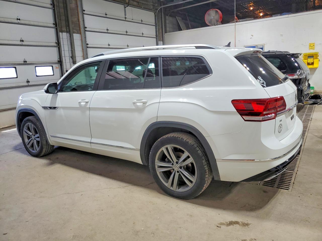 Volkswagen Atlas 3.6L V6 SE w/Technology R-Line 4MOTION 2019