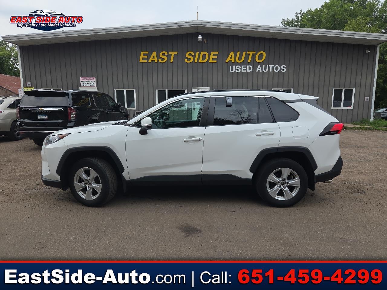 Toyota RAV4 XLE AWD (Natl) 2021
