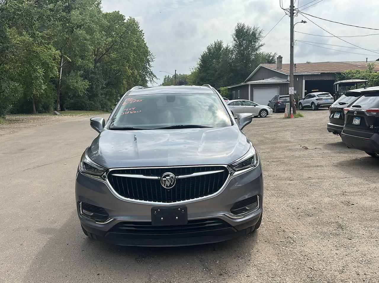 Buick Enclave AWD 4dr Essence 2021