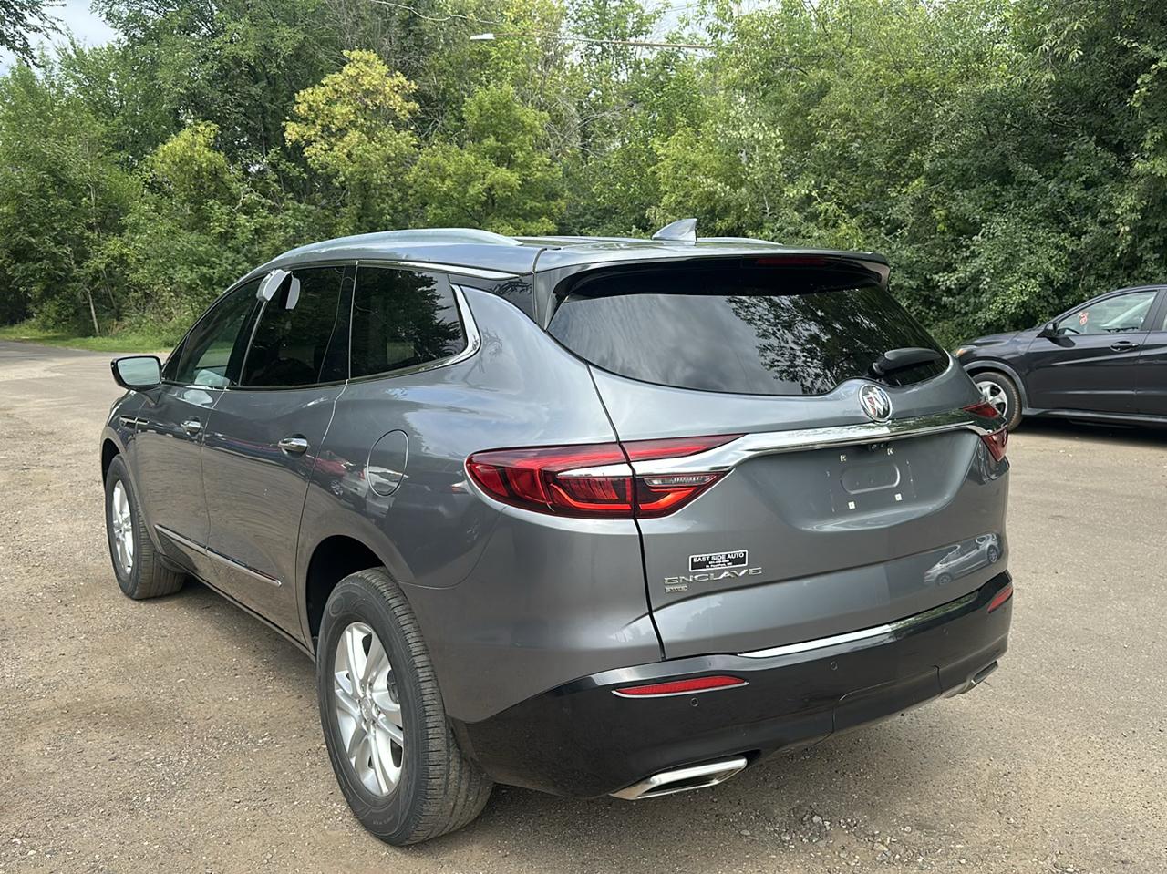 Buick Enclave AWD 4dr Essence 2021