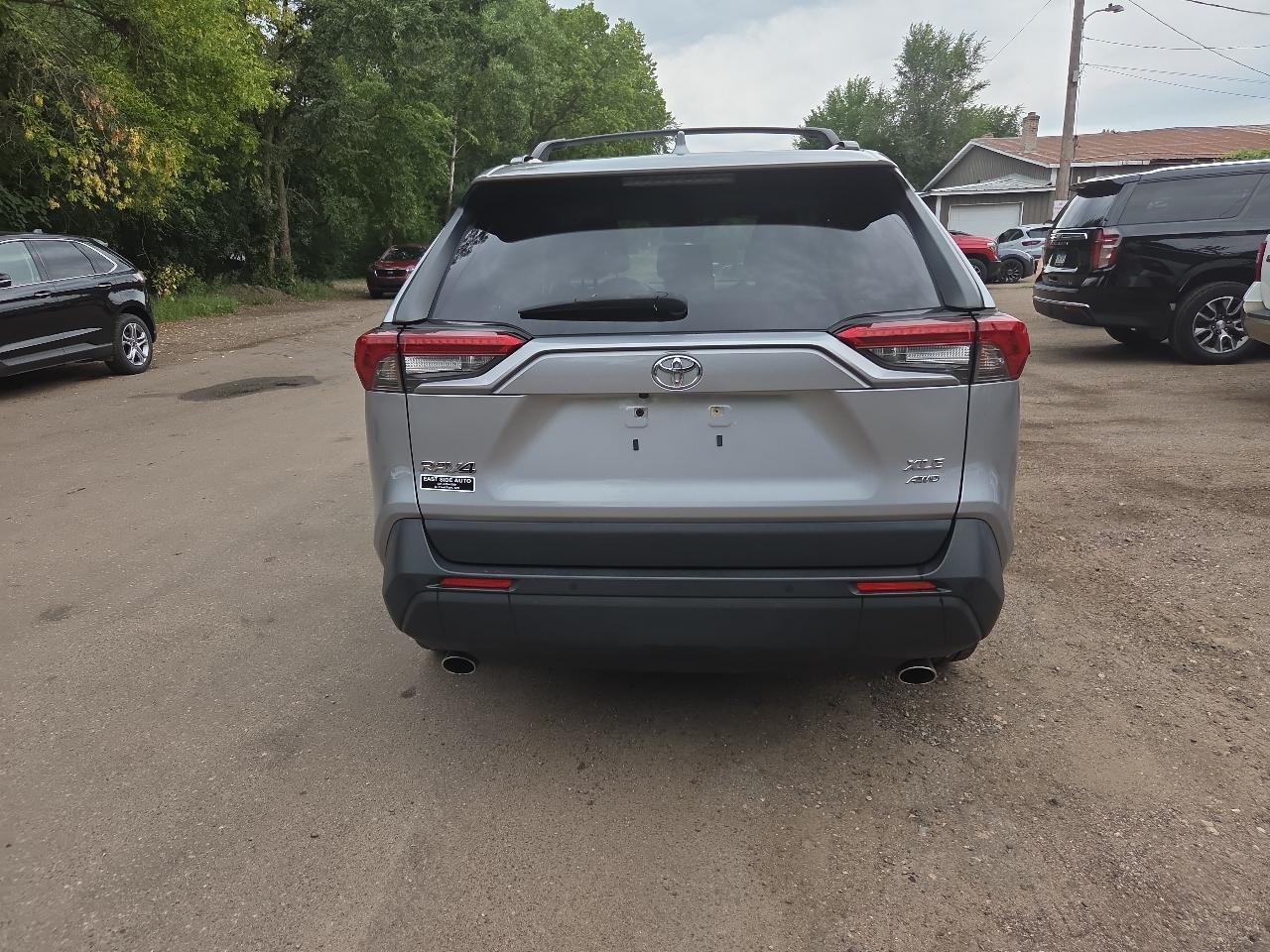 Toyota RAV4 XLE Premium AWD (Natl) 2019