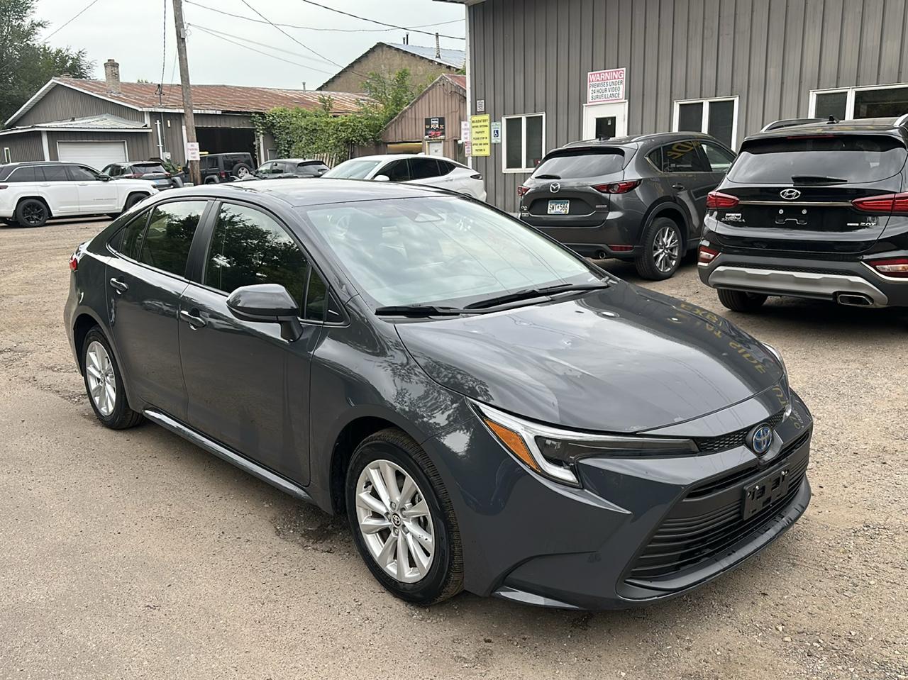 Toyota Corolla Hybrid LE FWD (Natl) 2024