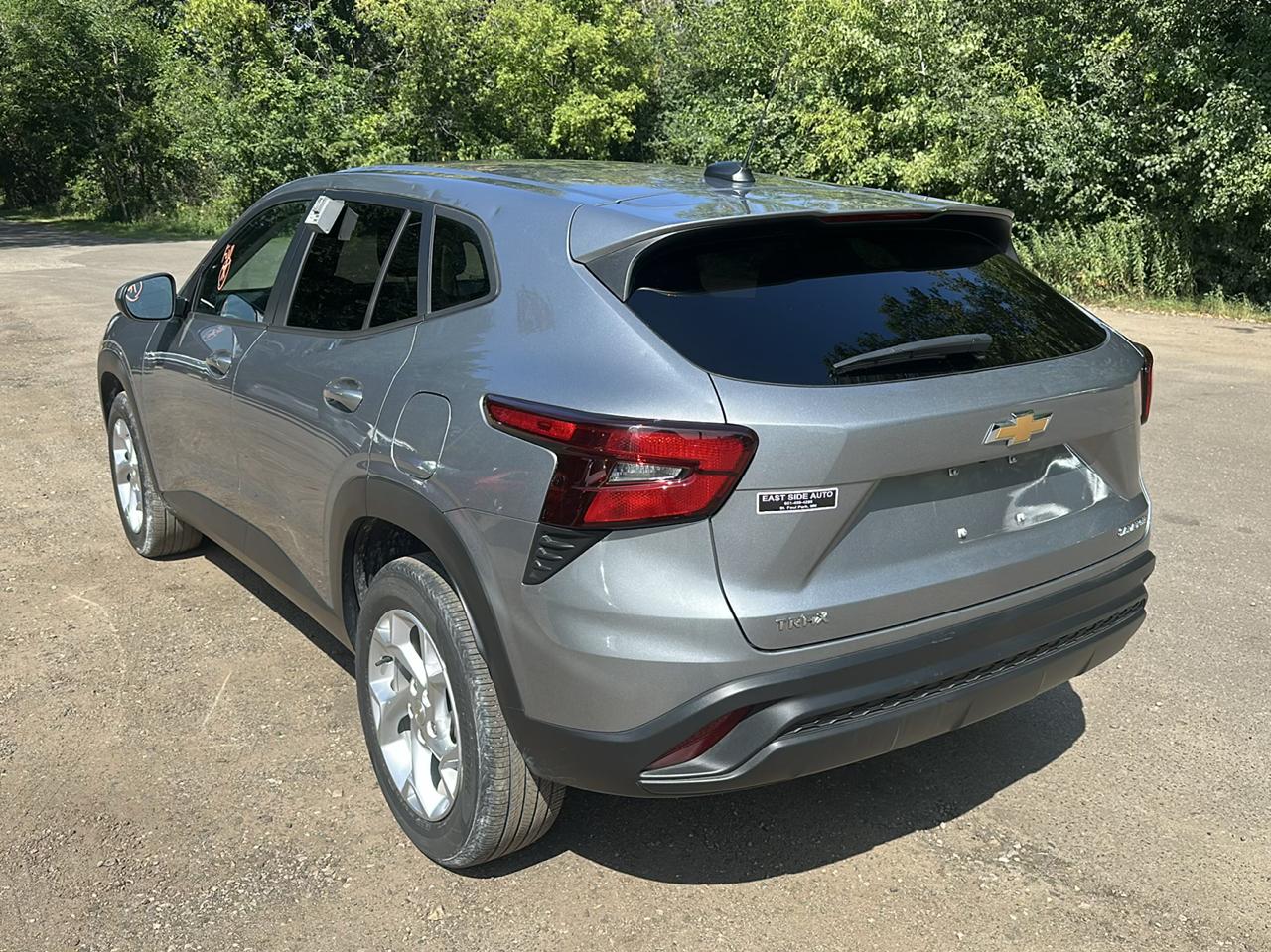 Chevrolet Trax FWD 4dr LS 2024