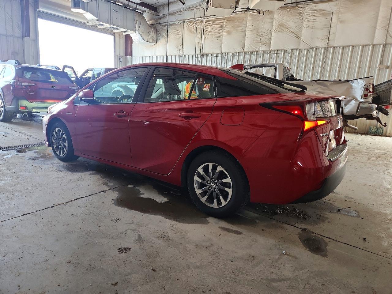 Toyota Prius L Eco (Natl) 2021