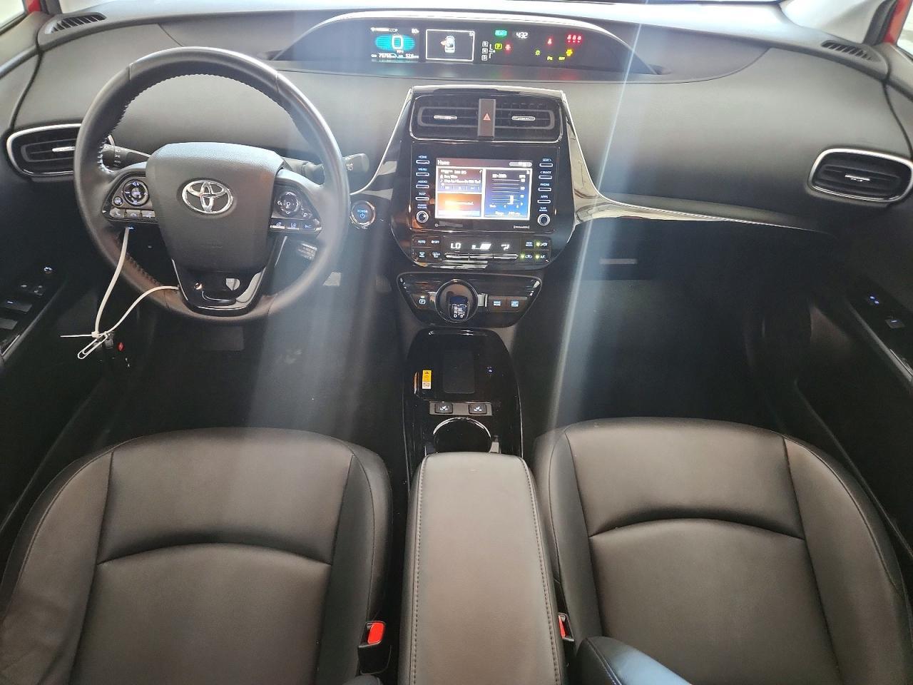 Toyota Prius L Eco (Natl) 2021