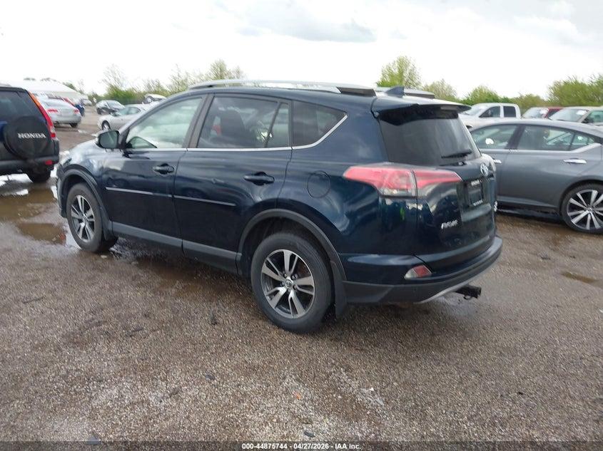 Toyota RAV4 XLE AWD (Natl) 2017