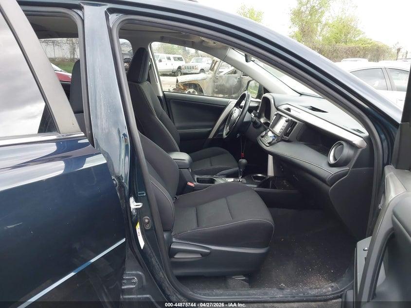 Toyota RAV4 XLE AWD (Natl) 2017