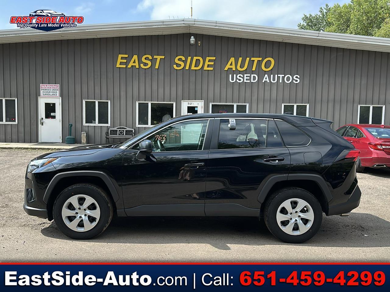 Toyota RAV4 LE AWD (Natl) 2023