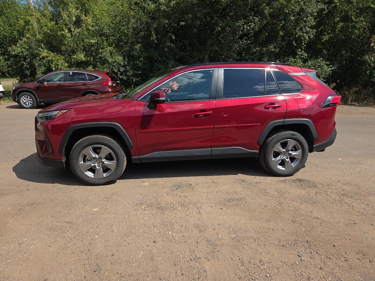 Toyota RAV4 XLE AWD (Natl) 2024