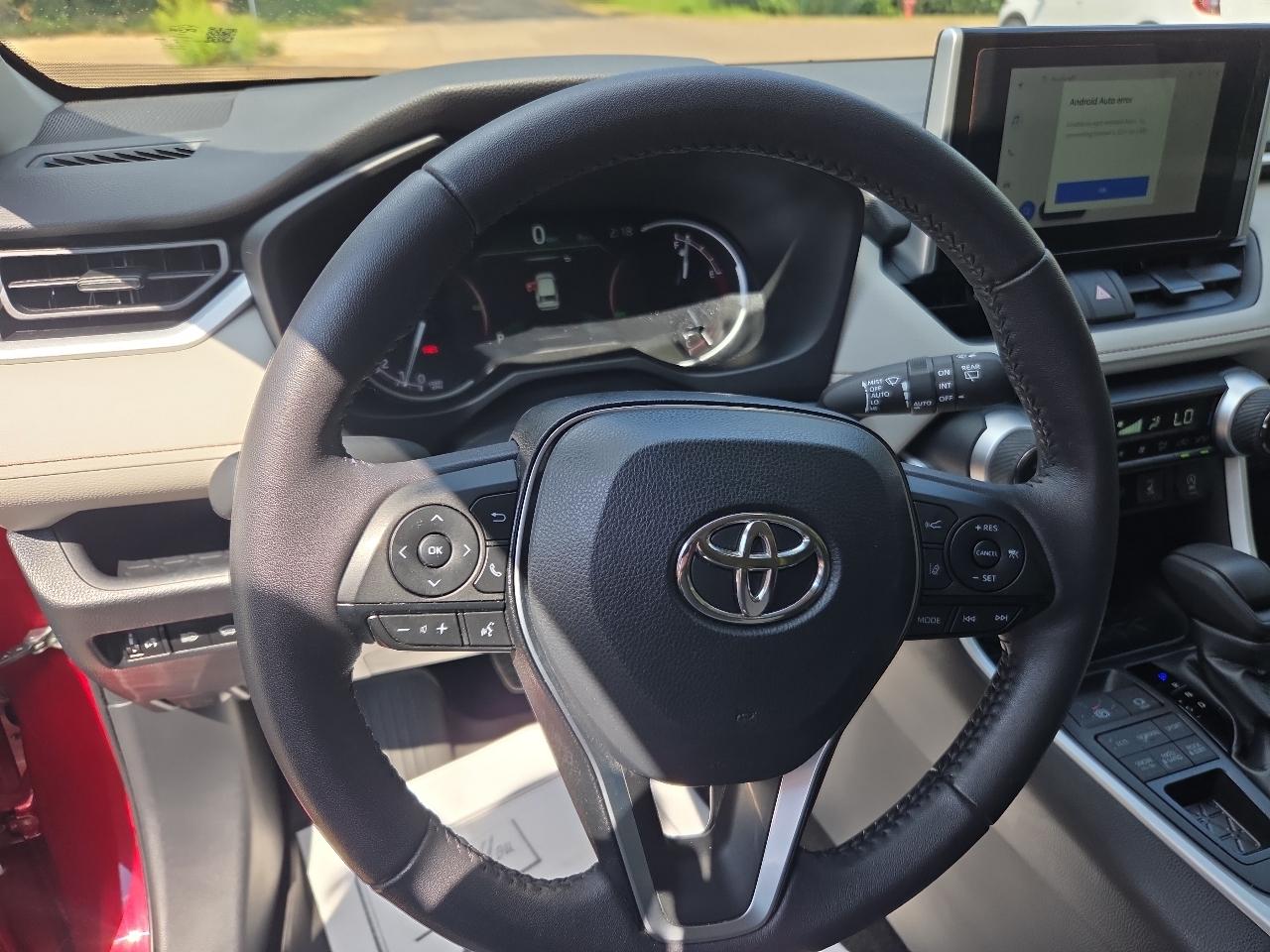 Toyota RAV4 XLE AWD (Natl) 2024