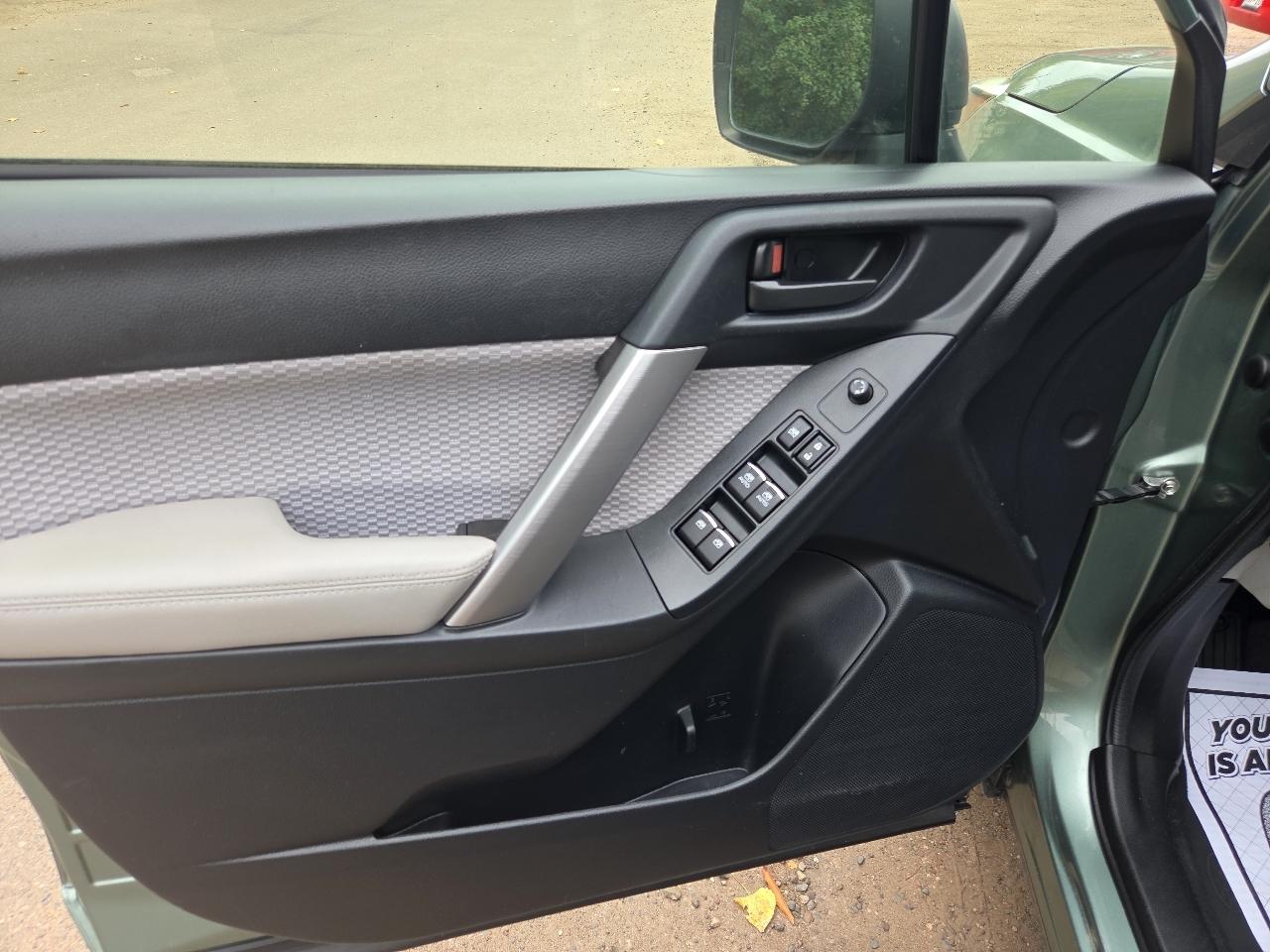 Subaru Forester 2.5i CVT 2017