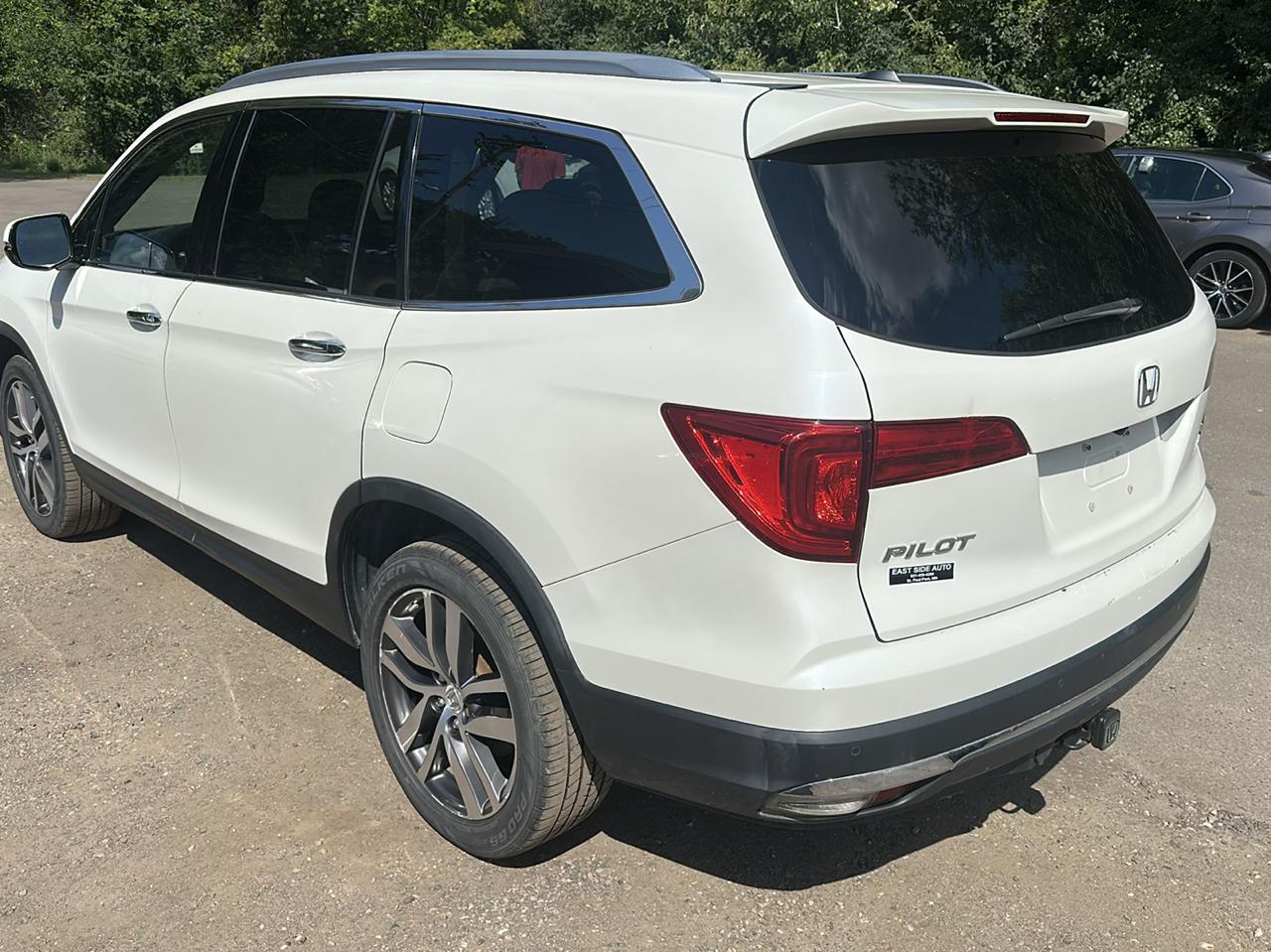 Honda Pilot Touring AWD 2017